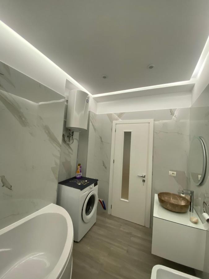 Riar Apartaments Корча Экстерьер фото
