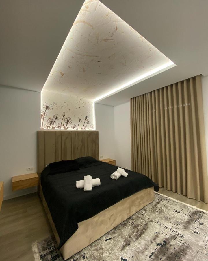 Riar Apartaments Корча Экстерьер фото